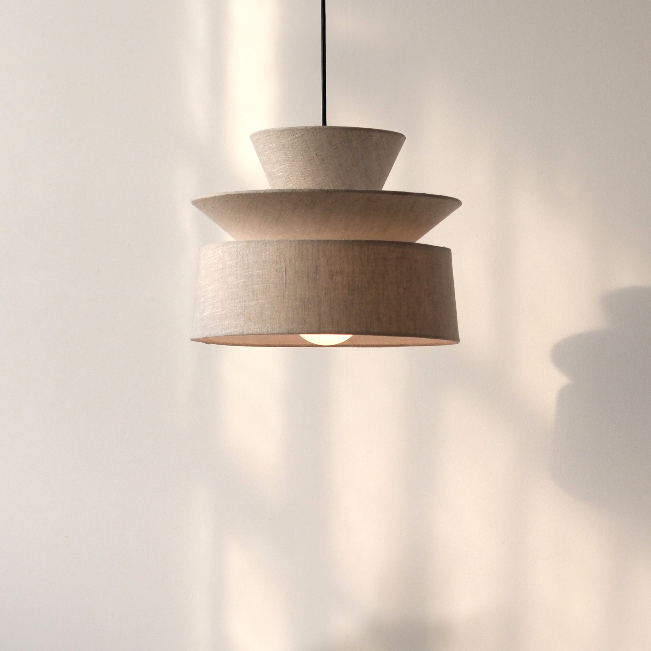 Luminous Object Nº 01 — Lag Lamp